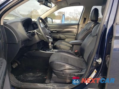 Zdjęcie 7 z 13 samochodu: 2020 MITSUBISHI OUTLANDER SE VIN:JA4AD3A35LZ040197 - miniatura