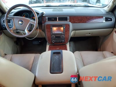 Zdjęcie 8 z 12 samochodu: 2013 CHEVROLET AVALANCHE LTZ VIN:3GNTKGE70DG246867 - miniatura