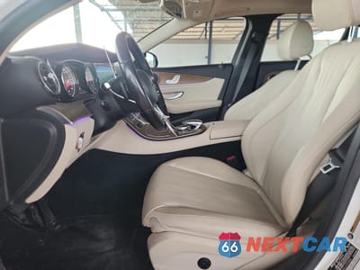 Zdjęcie 7 z 13 samochodu: 2020 MERCEDES-BENZ E 350 VIN:WDDZF8DB4LA709888 - miniatura