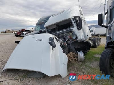 Drugie zdjęcie samochodu z przodu: 2025 VOLVO VNL SEMI TRUCK VIN:4V4NC9EHXSN694741 - miniatura