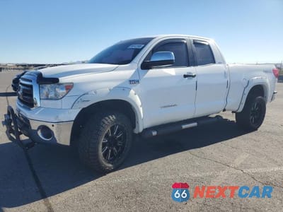 2011 TOYOTA TUNDRA DOUBLE CAB SR5 5TFRY5F18BX114657 - główne zdjęcie licytacji z USA - miniatura