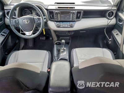 Zdjęcie 8 z 13 samochodu: 2016 TOYOTA RAV4 XLE VIN:2T3RFREV3GW453839 - miniatura