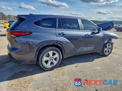 Trzecie zdjęcie samochodu z tyłu: 2023 TOYOTA HIGHLANDER L VIN:5TDKDRAH3PS046435 - miniatura