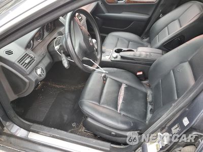 Zdjęcie 7 z 13 samochodu: 2010 MERCEDES-BENZ C 300 VIN:WDDGF5EB0AR099586 - miniatura