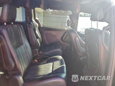 Zdjęcie 11 z 16 samochodu: 2019 DODGE GRAND CARAVAN GT VIN:2C4RDGEG6KR511716 - miniatura