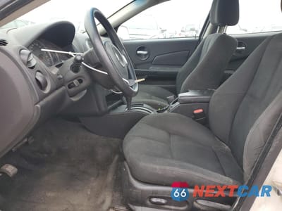 Zdjęcie 7 z 12 samochodu: 2008 PONTIAC GRAND PRIX VIN:2G2WP552081192375 - miniatura