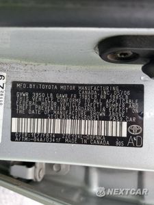 Zdjęcie 12 z 13 samochodu: 2006 TOYOTA COROLLA MATRIX BASE VIN:2T1LR30E46C560831 - miniatura