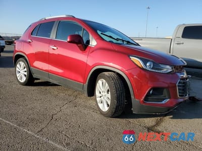 Czwarte zdjęcie samochodu z boku: 2019 CHEVROLET TRAX PREMIER VIN:3GNCJMSB6KL233605 - miniatura