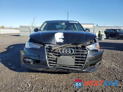 Piąte zdjęcie samochodu w środku: 2016 AUDI A3 PREMIUM VIN:WAUA7GFF7G1101655 - miniatura