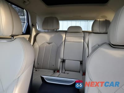 Zdjęcie 10 z 12 samochodu: 2023 BENTLEY BENTAYGA VIN:SJAHT2ZV7PC022219 - miniatura