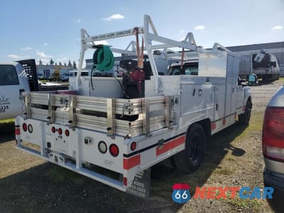 Trzecie zdjęcie samochodu z tyłu: 2020 FORD F350 SUPER DUTY VIN:1FDRF3GT0LEE86755 - miniatura