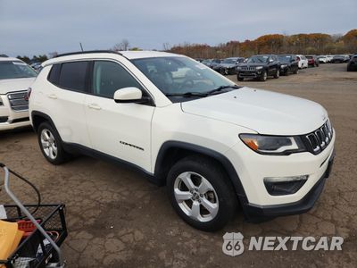 Czwarte zdjęcie samochodu z boku: 2018 JEEP COMPASS LATITUDE VIN:3C4NJDBB5JT336272 - miniatura
