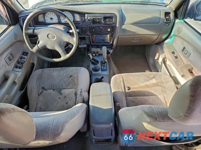 Zdjęcie 8 z 12 samochodu: 2003 TOYOTA TACOMA DOUBLE CAB PRERUNNER VIN:5TEGN92N63Z179131 - miniatura