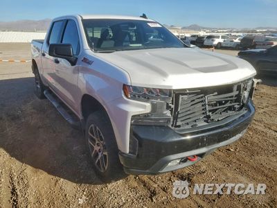 Czwarte zdjęcie samochodu z boku: 2019 CHEVROLET SILVERADO K1500 LT TRAIL BOSS VIN:1GCPYFED1KZ344232 - miniatura
