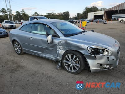 Czwarte zdjęcie samochodu z boku: 2013 VOLVO C70 T5 VIN:YV1672MC2DJ139062 - miniatura