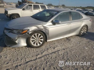 2020 TOYOTA CAMRY LE 4T1C11AK4LU995620 - główne zdjęcie licytacji z USA - miniatura