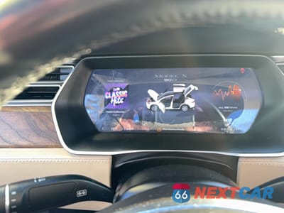 Zdjęcie 8 z 10 samochodu: 2016 TESLA MODEL X VIN:5YJXCBE2XGF004399 - miniatura