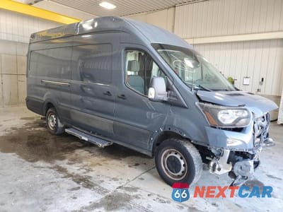 Czwarte zdjęcie samochodu z boku: 2020 FORD TRANSIT VIN:1FTBR3X8XLKB32588 - miniatura