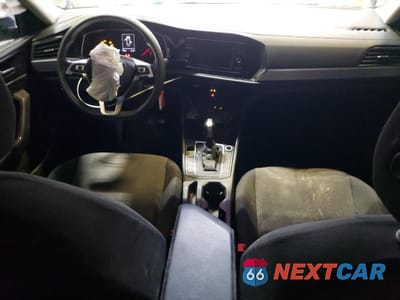 Zdjęcie 8 z 13 samochodu: 2019 VOLKSWAGEN JETTA S VIN:3VWC57BU7KM093541 - miniatura