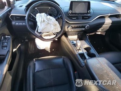 Zdjęcie 8 z 13 samochodu: 2020 NISSAN ALTIMA VIN:1N4BL4CV7LC189432 - miniatura