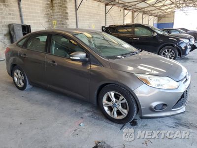 Czwarte zdjęcie samochodu z boku: 2014 FORD FOCUS SE VIN:1FADP3F26EL295382 - miniatura