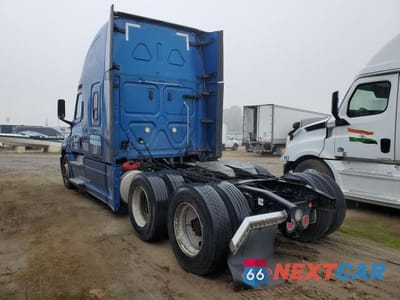 Trzecie zdjęcie samochodu z tyłu: 2020 FREIGHTLINER CASCADIA 126 VIN:1FUJHHDRXLLKS3663 - miniatura