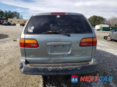 Zdjęcie 6 z 14 samochodu: 2000 TOYOTA SIENNA CE VIN:4T3ZF19C0YU239449 - miniatura