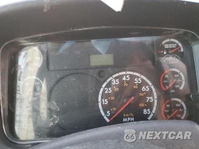 Zdjęcie 8 z 10 samochodu: 2012 FREIGHTLINER M2 106 MEDIUM DUTY VIN:1FVACWDT5CDBH8649 - miniatura
