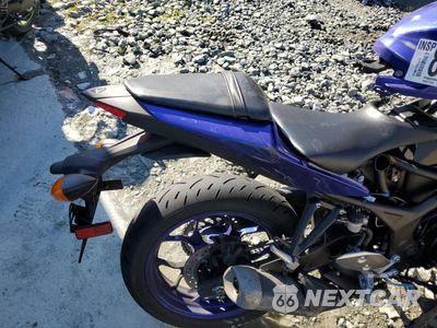 Zdjęcie 6 z 11 samochodu: 2023 YAMAHA YZFR3 A VIN:MH3RH18Y1PK011184 - miniatura