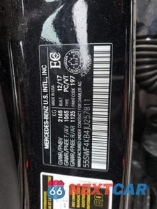 Zdjęcie 13 z 13 samochodu: 2018 MERCEDES-BENZ C 300 4MATIC VIN:55SWF4KB4JU257811 - miniatura