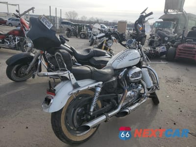 Czwarte zdjęcie samochodu z boku: 2004 HARLEY-DAVIDSON XL1200 C VIN:1HD1CGP134K453394 - miniatura