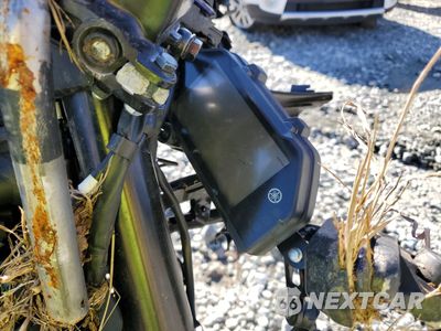 Zdjęcie 8 z 11 samochodu: 2023 YAMAHA YZFR3 A VIN:MH3RH18Y1PK011184 - miniatura