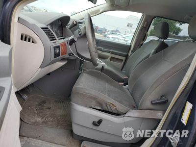 Zdjęcie 7 z 13 samochodu: 2008 CHRYSLER TOWN & COUNTRY LX VIN:2A8HR44H48R788243 - miniatura
