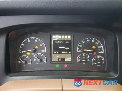 Zdjęcie 8 z 10 samochodu: 2020 FREIGHTLINER CASCADIA 126 VIN:1FUJHHDRXLLKS3663 - miniatura