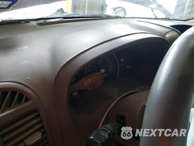 Zdjęcie 9 z 13 samochodu: 2008 KIA SEDONA LX VIN:KNDMB233786199618 - miniatura
