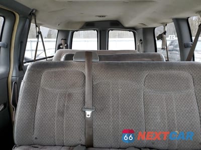 Zdjęcie 10 z 13 samochodu: 2003 CHEVROLET EXPRESS G2500 VIN:1GAGG25U031162686 - miniatura