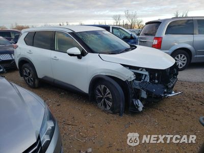 Czwarte zdjęcie samochodu z boku: 2021 NISSAN ROGUE SV VIN:5N1AT3BA5MC823252 - miniatura