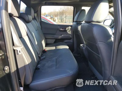 Zdjęcie 10 z 12 samochodu: 2019 TOYOTA TACOMA DOUBLE CAB VIN:3TMCZ5AN5KM225606 - miniatura