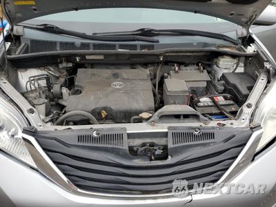 Zdjęcie 12 z 13 samochodu: 2016 TOYOTA SIENNA LE VIN:5TDKK3DC1BS011047 - miniatura