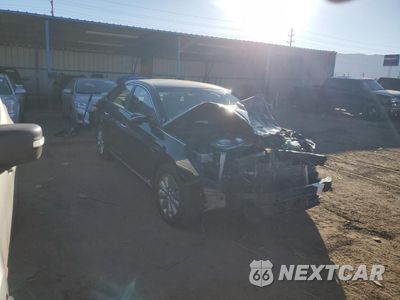 Czwarte zdjęcie samochodu z boku: 2017 HYUNDAI SONATA HYBRID VIN:KMHE24L31HA065065 - miniatura
