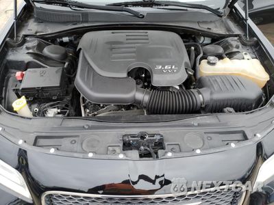 Zdjęcie 11 z 12 samochodu: 2016 CHRYSLER 300C VIN:2C3CCAEG7GH342877 - miniatura