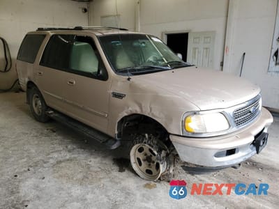 Czwarte zdjęcie samochodu z boku: 1998 FORD EXPEDITION VIN:1FMRU18W9WLC09332 - miniatura