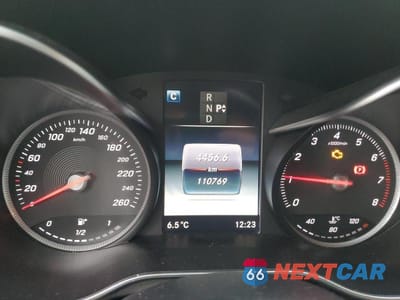 Zdjęcie 9 z 13 samochodu: 2018 MERCEDES-BENZ C 300 4MATIC VIN:55SWF4KB4JU257811 - miniatura