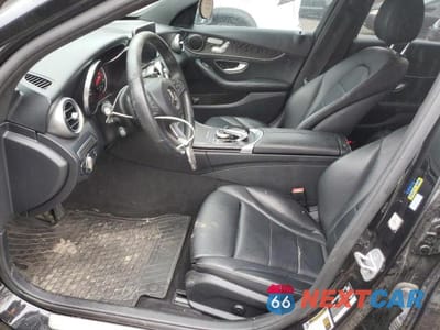 Zdjęcie 7 z 13 samochodu: 2018 MERCEDES-BENZ C 300 4MATIC VIN:55SWF4KB4JU257811 - miniatura