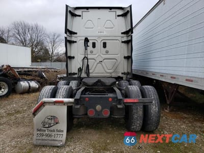 Zdjęcie 9 z 10 samochodu: 2017 FREIGHTLINER CASCADIA 125 VIN:3AKJGLDR9HSHJ4911 - miniatura