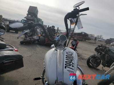 Piąte zdjęcie samochodu w środku: 2004 HARLEY-DAVIDSON XL1200 C VIN:1HD1CGP134K453394 - miniatura
