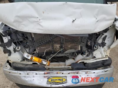 Zdjęcie 11 z 12 samochodu: 2020 CHEVROLET EXPRESS G2500 VIN:1GCWGAFG8L1271029 - miniatura