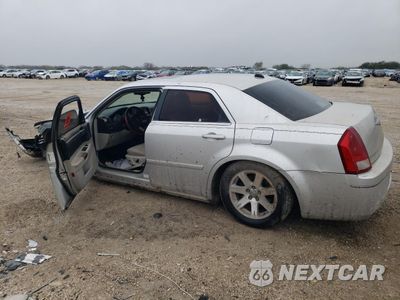 Drugie zdjęcie samochodu z przodu: 2005 CHRYSLER 300 TOURING VIN:2C3AA53G45H506784 - miniatura