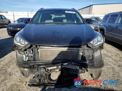 Piąte zdjęcie samochodu w środku: 2017 HYUNDAI SANTA FE SE VIN:KM8SNDHF1HU250759 - miniatura