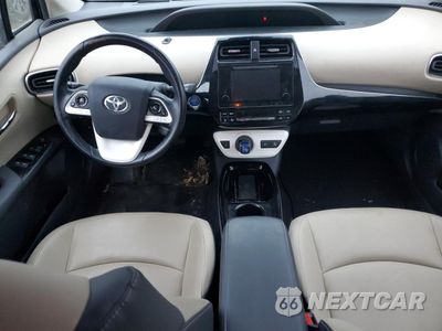 Zdjęcie 8 z 12 samochodu: 2017 TOYOTA PRIUS VIN:JTDKARFU1H3037332 - miniatura